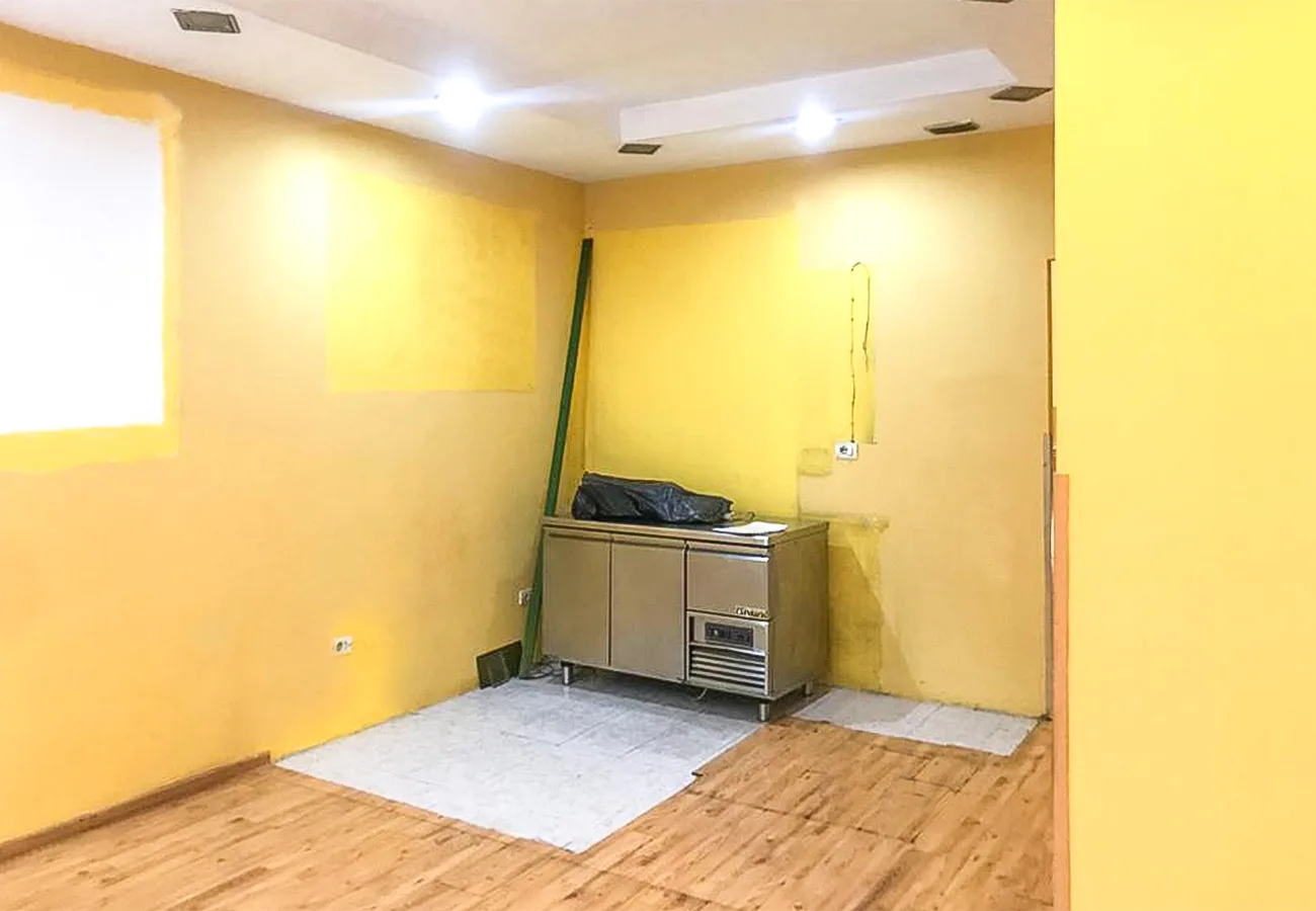 Shitet ambient biznesi, në rrugën pjetër bogdani, tiranë