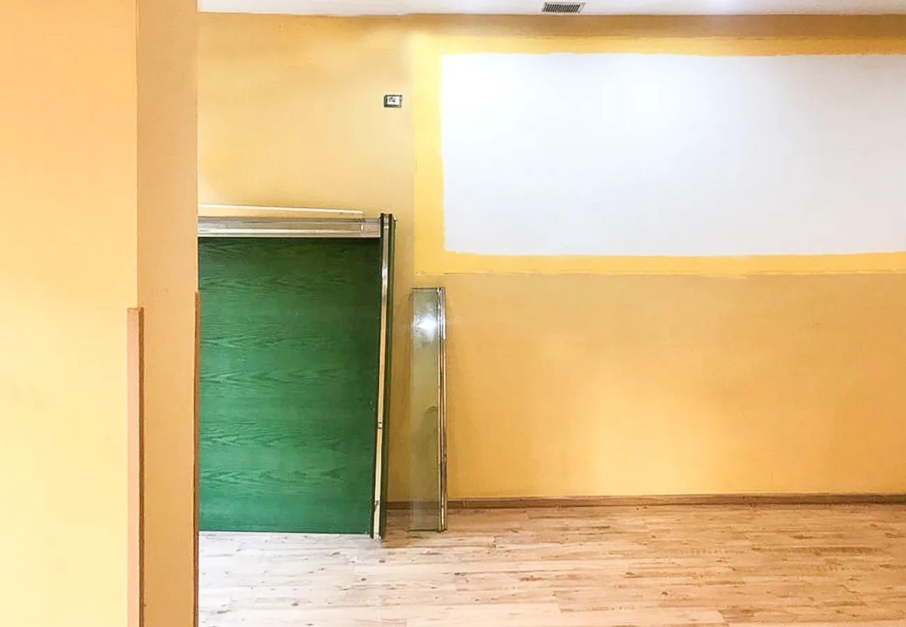 Shitet ambient biznesi, në rrugën pjetër bogdani, tiranë