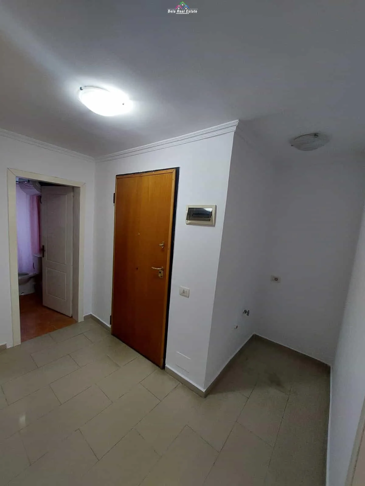 Apartament 2+1 per Shitje Tek Rruga e Kavajes (ID B121183) Tirane