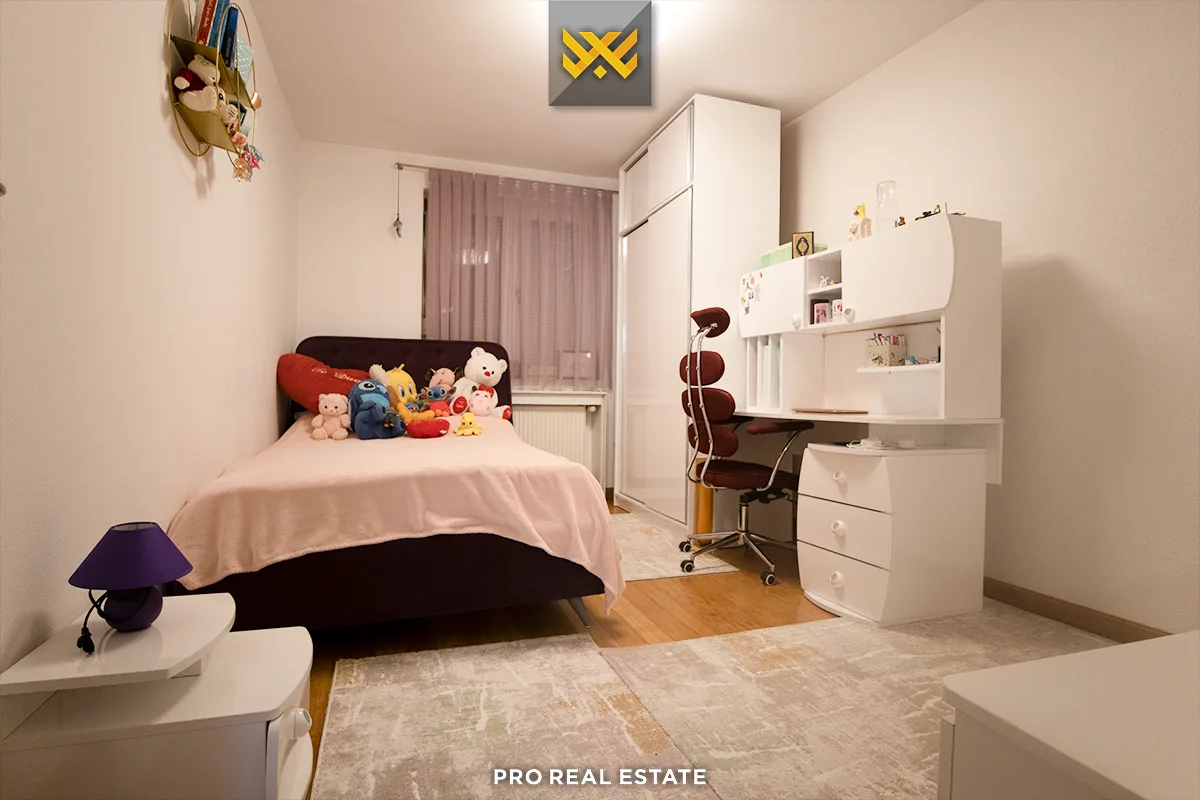 Shtëpi 350m² për #SHITJE në Taslixhe III.