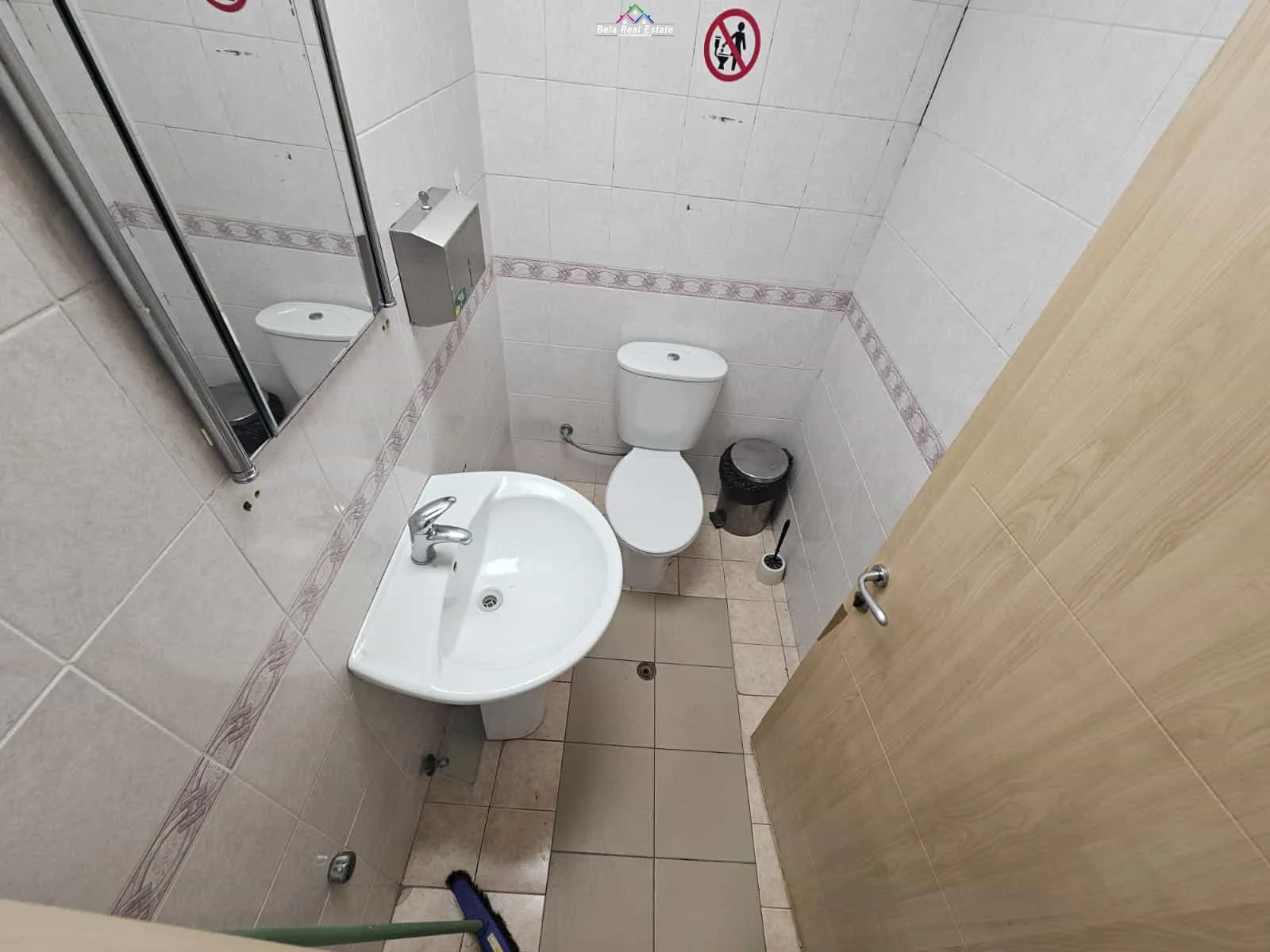 Zyre me Qera Ne Bllok (ID BZ2467) Tirane.