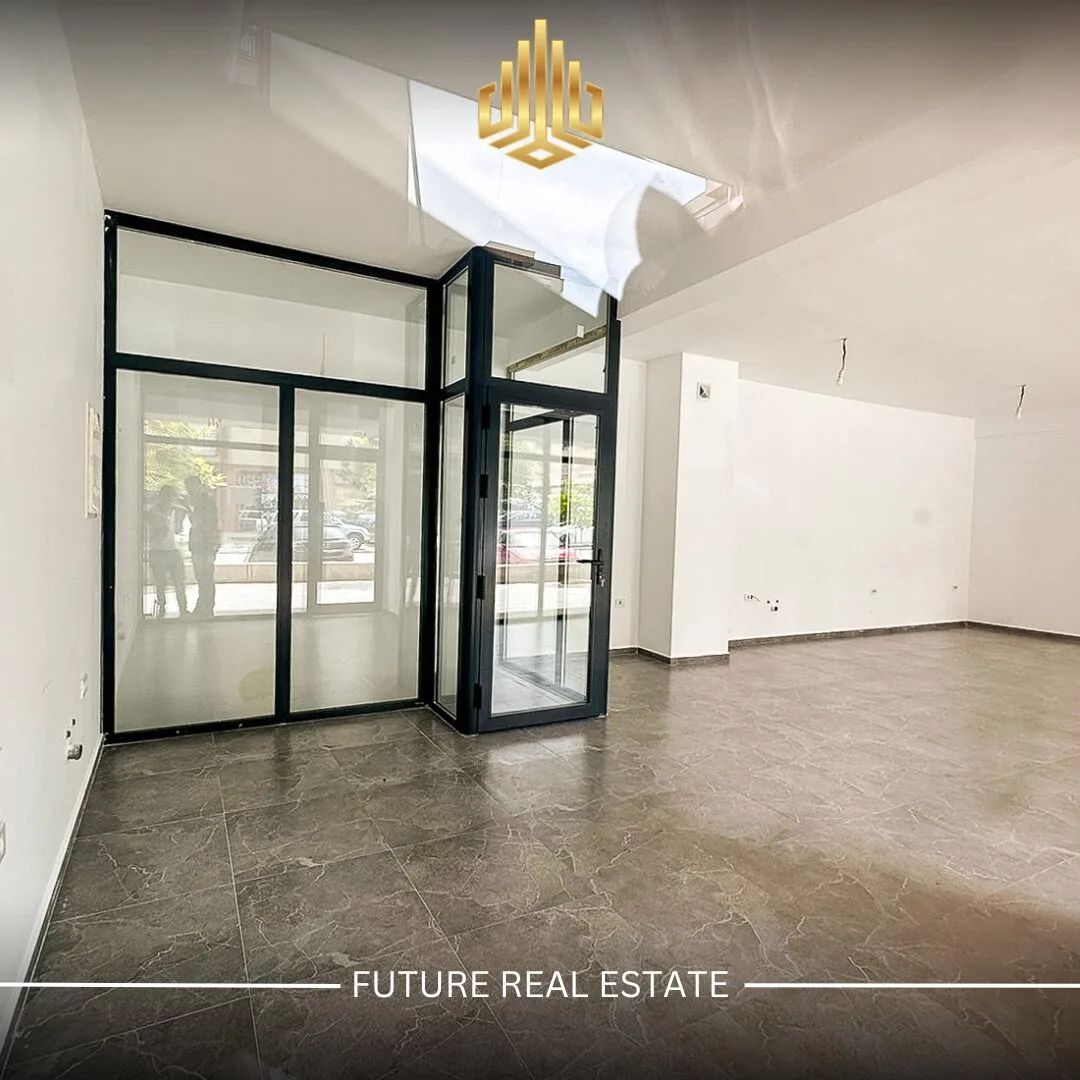 Lokal me QERA/125m²