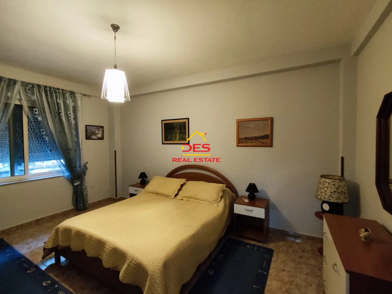 Jepet me qira apartament 2+1+2+parkim, blloku, tiranë.