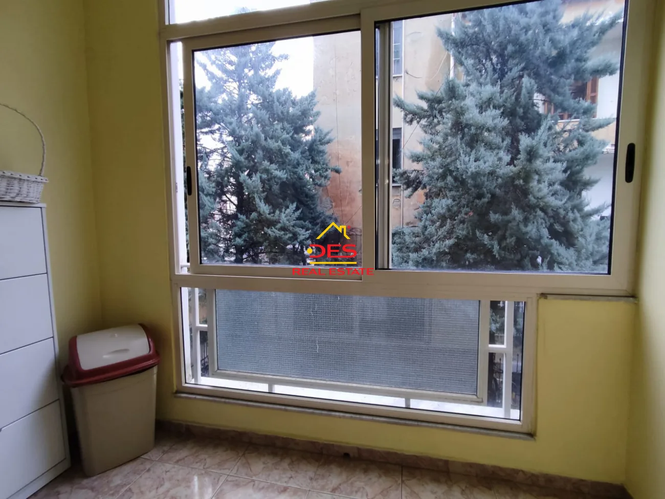 Jepet me qira apartament 2+1+2+parkim, blloku, tiranë.