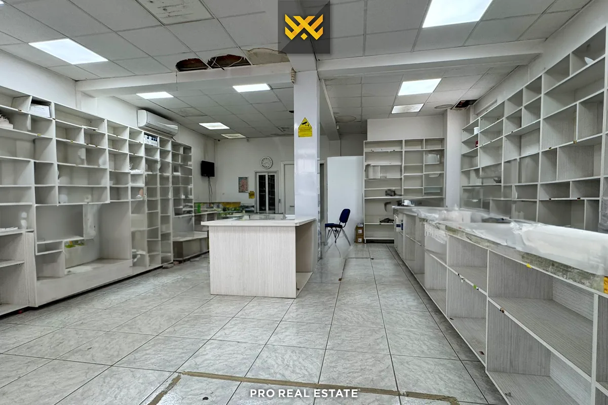 Lokal 130m² me #QIRA te Qafa