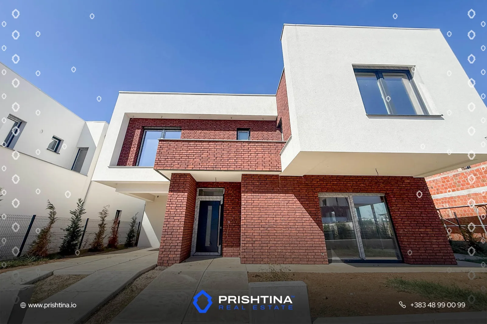 Shtëpi në shitje 215m² në Veternik
