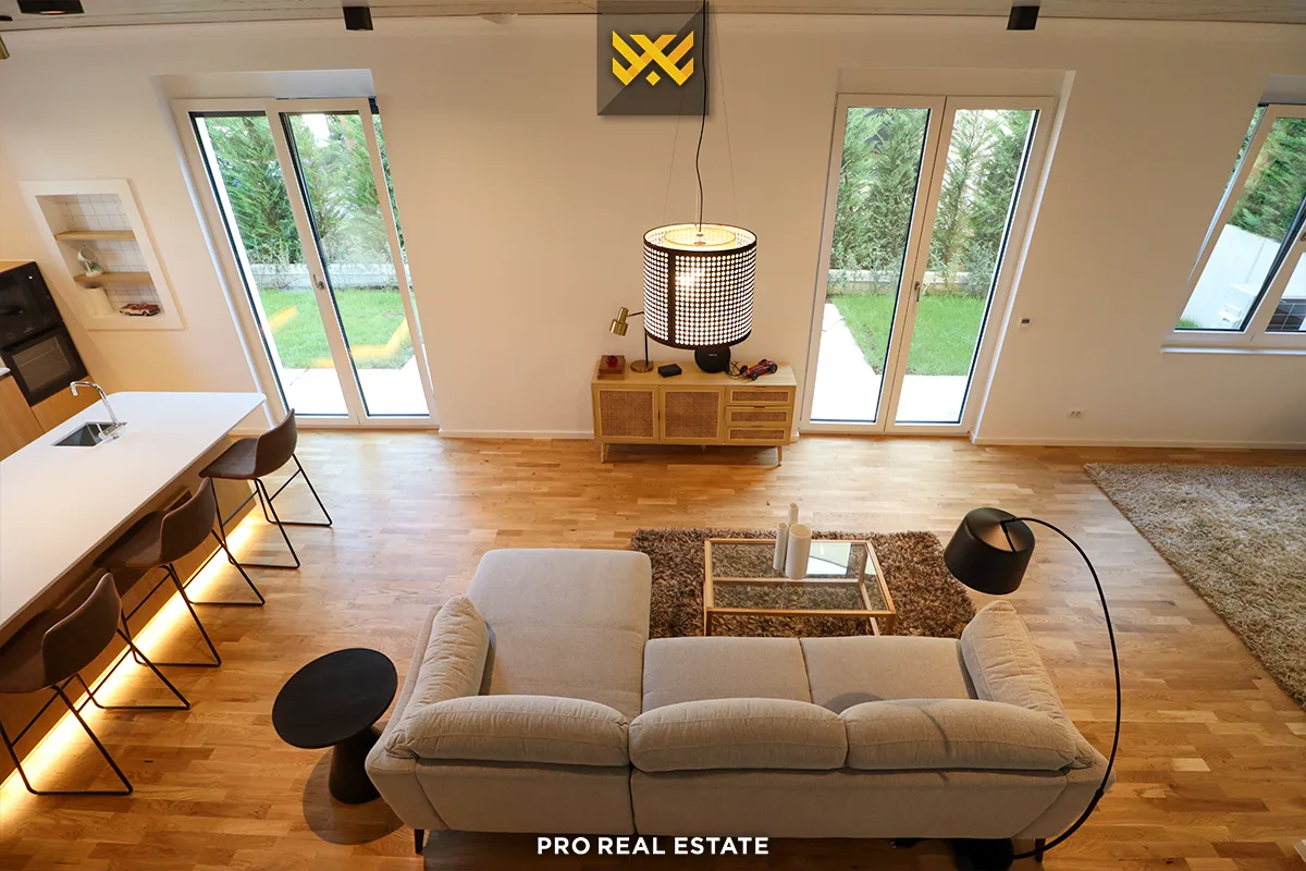 Shtëpi 230m² për #SHITJE në Lagjen Qershia e Re