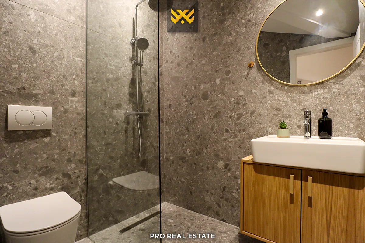 Shtëpi 230m² për #SHITJE në Lagjen Qershia e Re