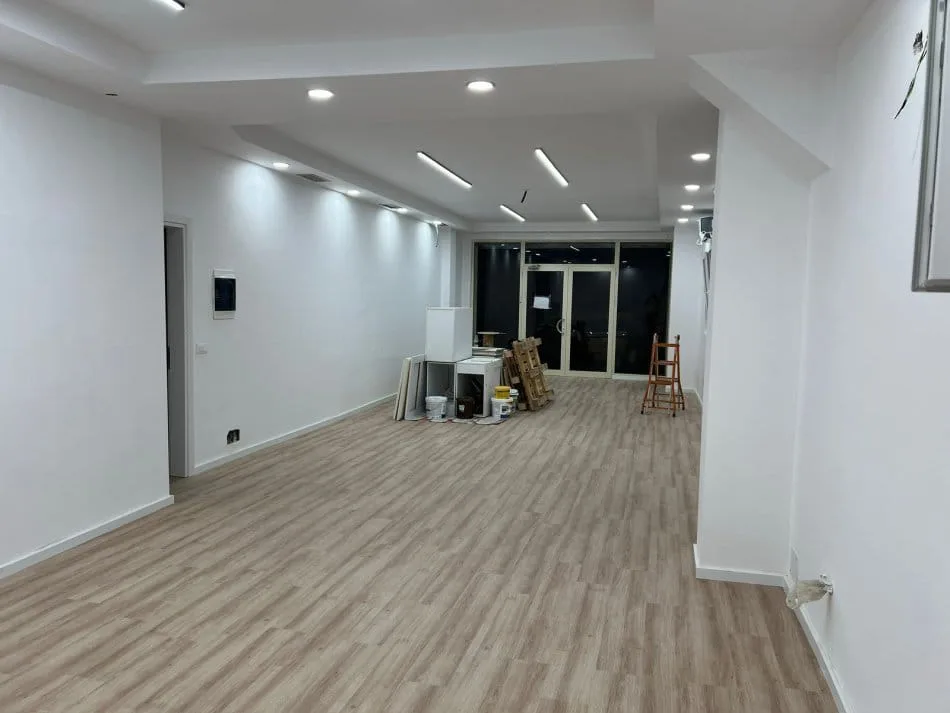 Dyqan Me Qera Prane Brrylit (ID BD21723) Tirane