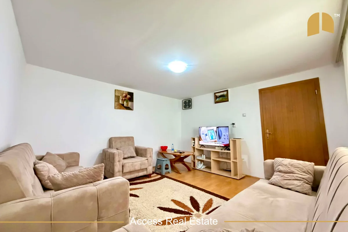 Shtëpi në SHITJE me FLETE POSEDUESE – 3 dhoma gjumi + 3.77 Ari + 2 garazha – Taslixhe