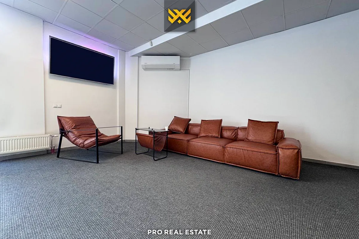 Lokal 93m² për #SHITJE në Tophane
