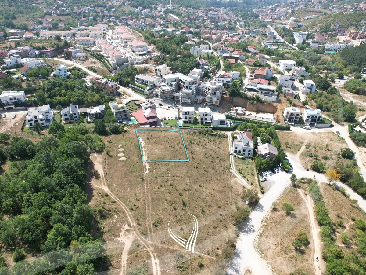 Tokë 12.75 ari në shitje në lagjen Sofalia