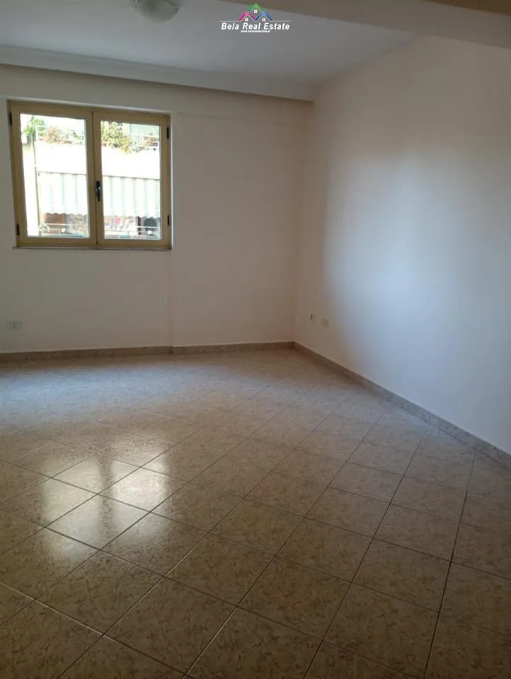 Zyre me qera 1+1 ne Myslym Shyri (ID BZ2372) Tirane