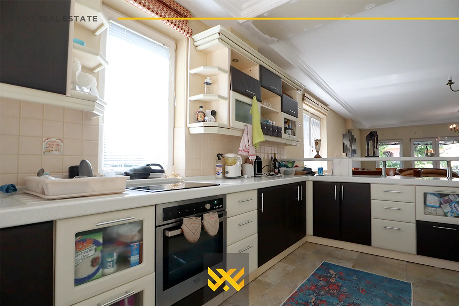 Shtëpi 750m² në #SHITJE në Lagjen Sofalia.