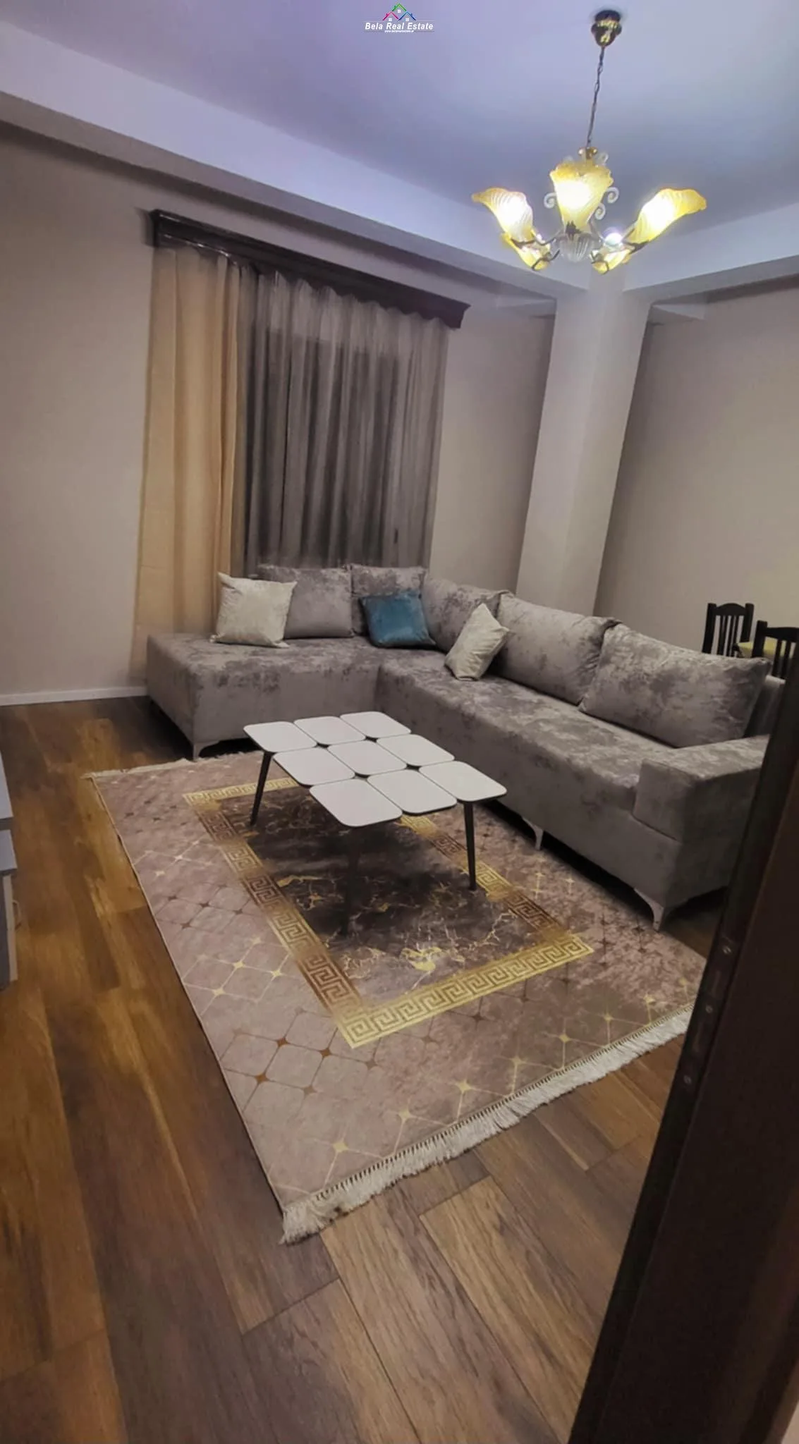 Apartament Me Qera 2+1 Tek Myslym Shyri (ID B2201100) Tirane.