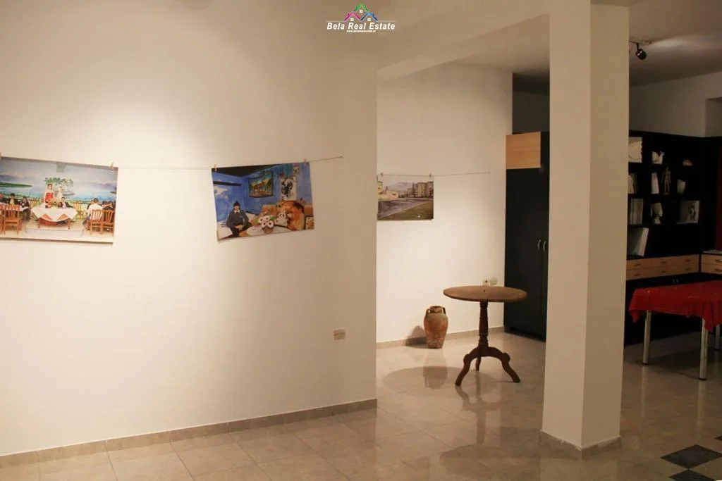 Zyre me Qera tek Rruga e Durresit ( ID BZ2491) Tirane
