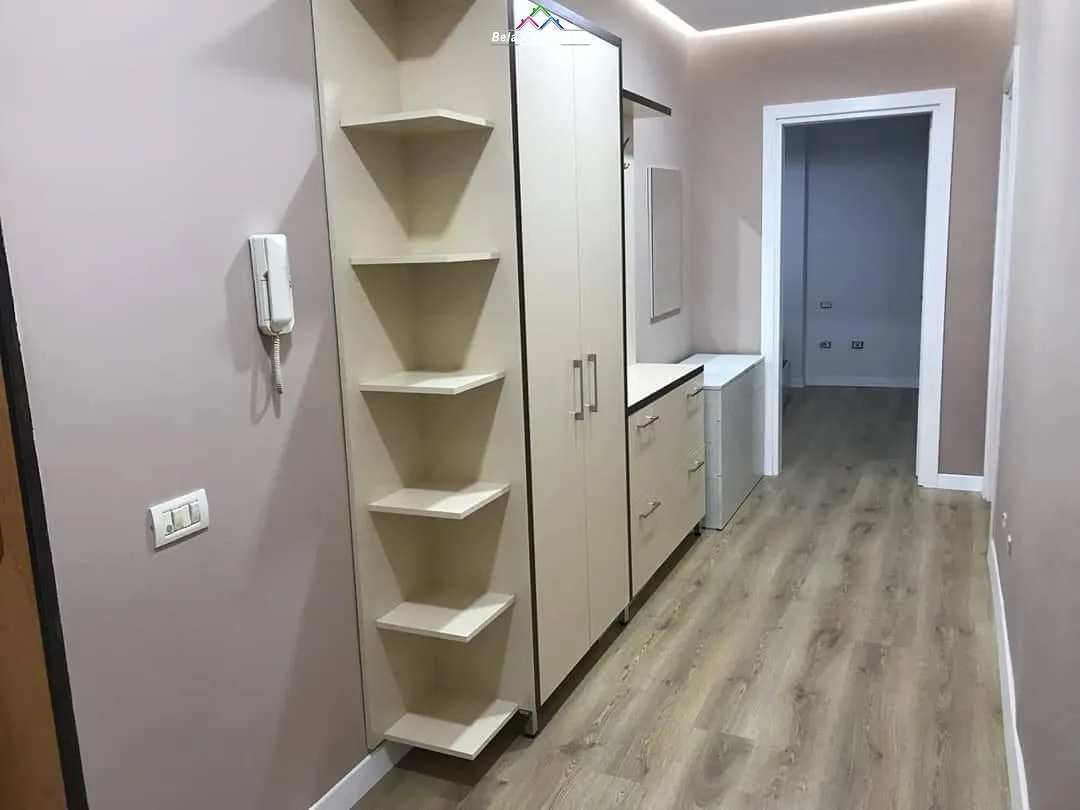 Apartament Me Qera 1+1 Ne Myslym Shyr (ID B2101642) Tirane