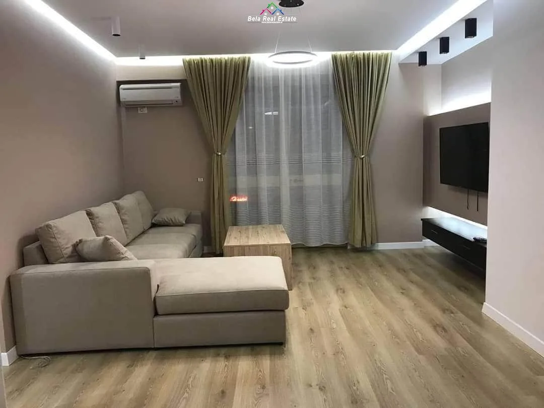 Apartament Me Qera 1+1 Ne Myslym Shyr (ID B2101642) Tirane