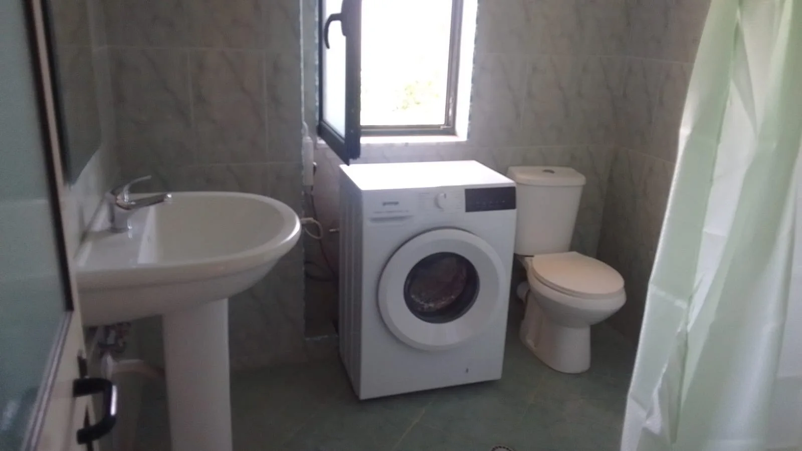 Vile me qera 3+1 ne Astir (ID BV22434) Tirane