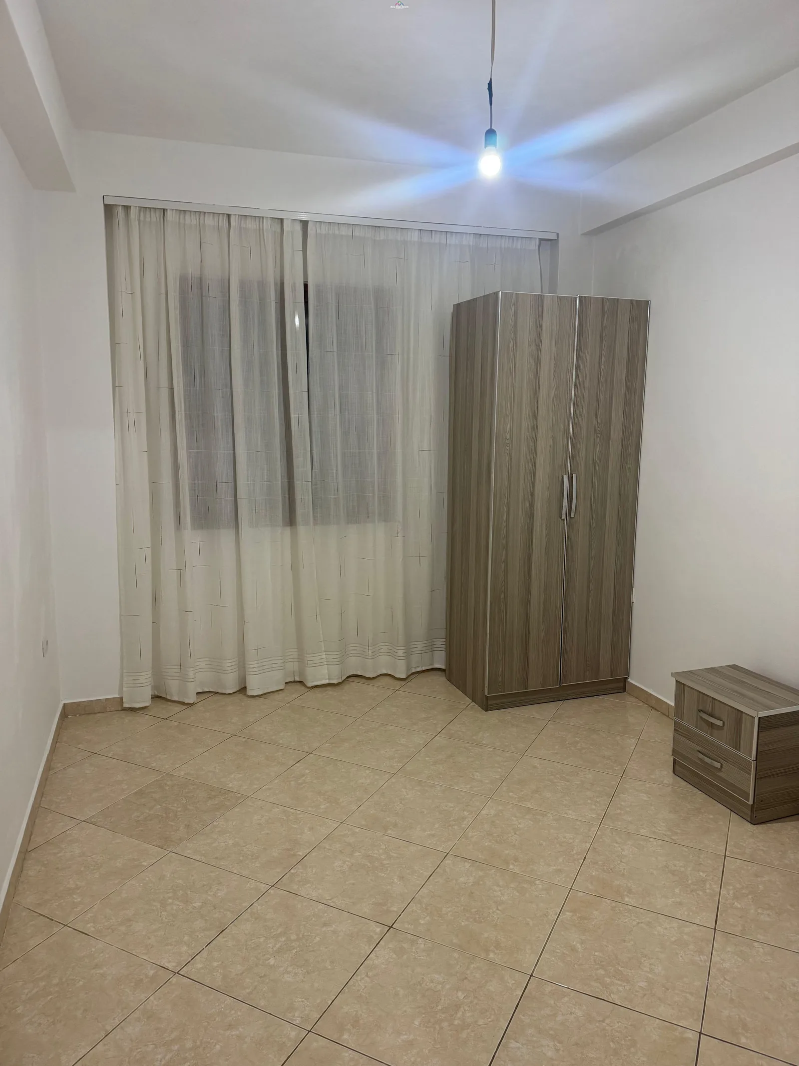 Vile Me Qera 1+1 Tek Kodra e Priftit ( ID BV22582) Tirane