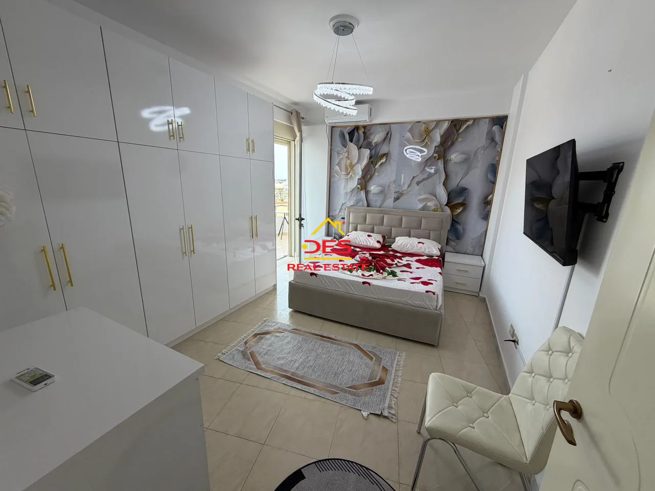 JEPET ME QIRA APARTAMENT 2+1 PRANË PORTIT ,VLORË 📍 Te Ish- Karburant Vola
