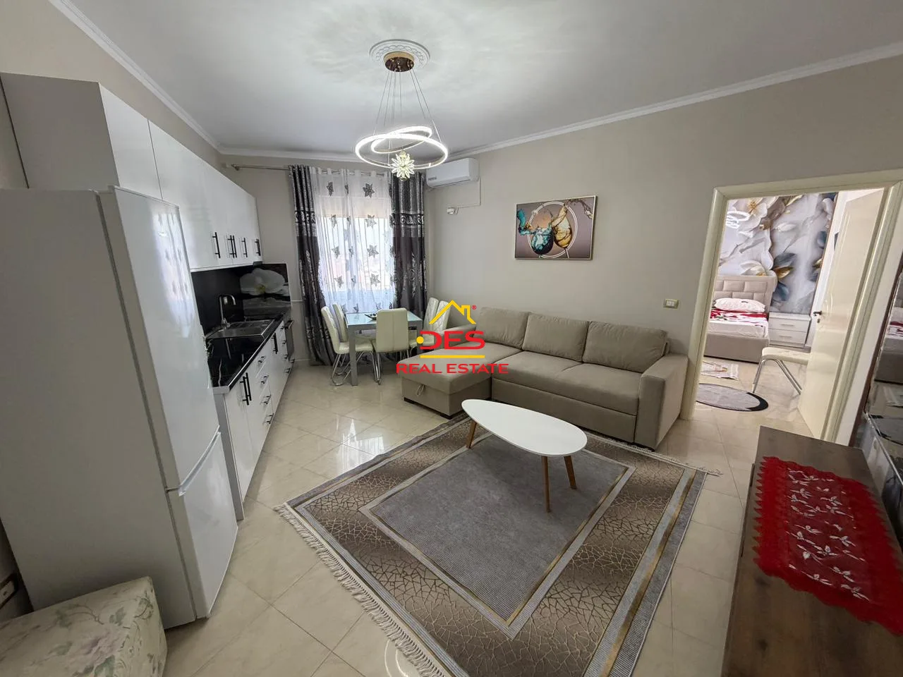 JEPET ME QIRA APARTAMENT 2+1 PRANË PORTIT ,VLORË 📍 Te Ish- Karburant Vola