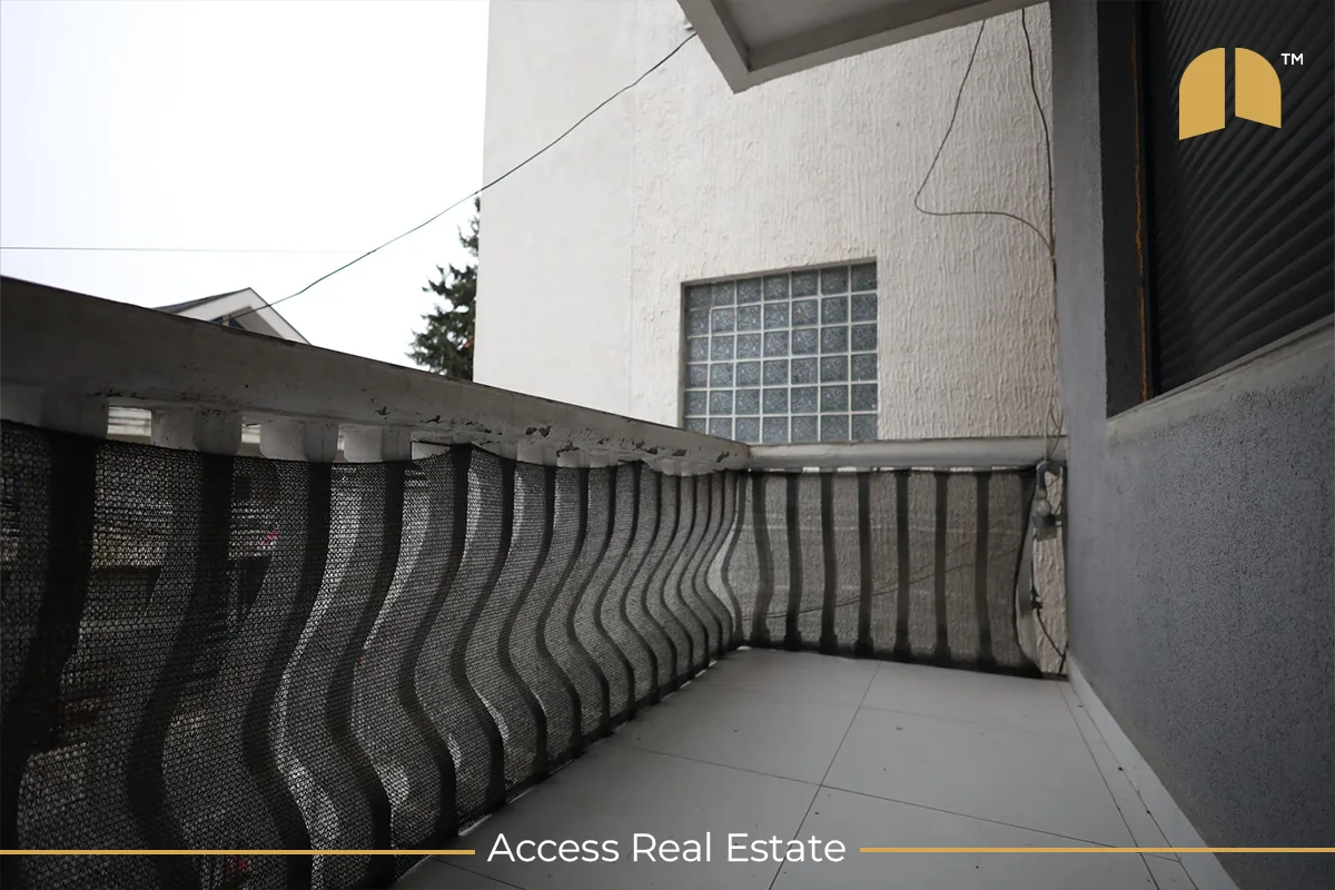 Shtëpi me QIRA - 4 dhoma gjumi - Pejton - 290m²