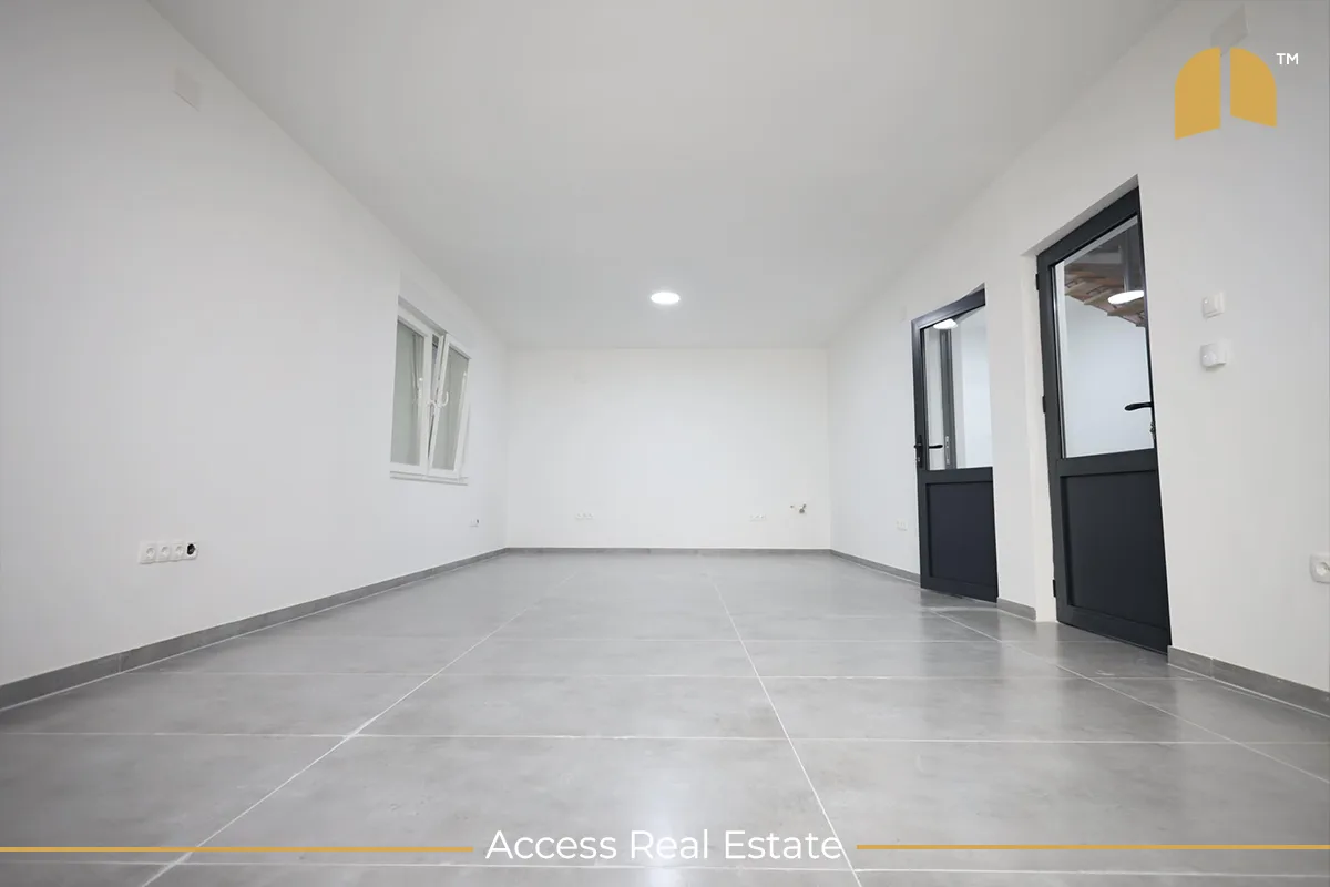Shtëpi me QIRA - 4 dhoma gjumi - Pejton - 290m²