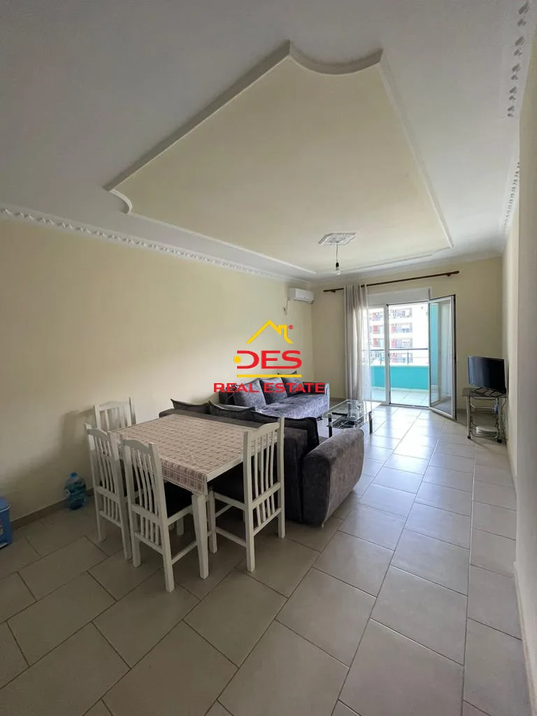 Shitet apartament 1+1 në transballkanike,vlorë