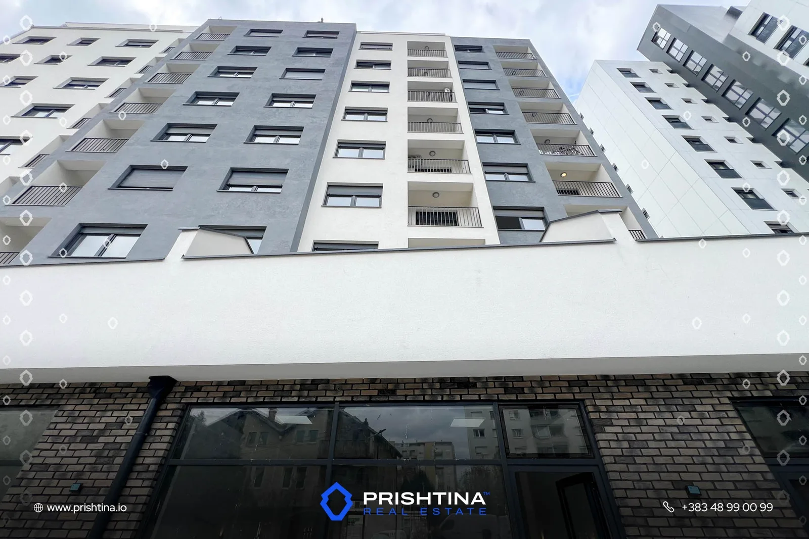 Lokal ne #shitje 130m² në Emshir 🏢✨