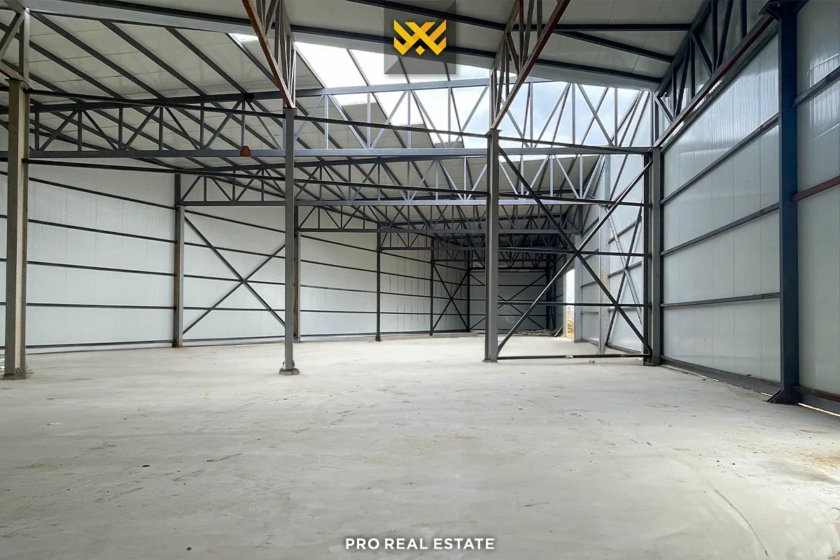 Depo 2205m² me #QIRA në Magjistralen Prishtinë - Lipjan