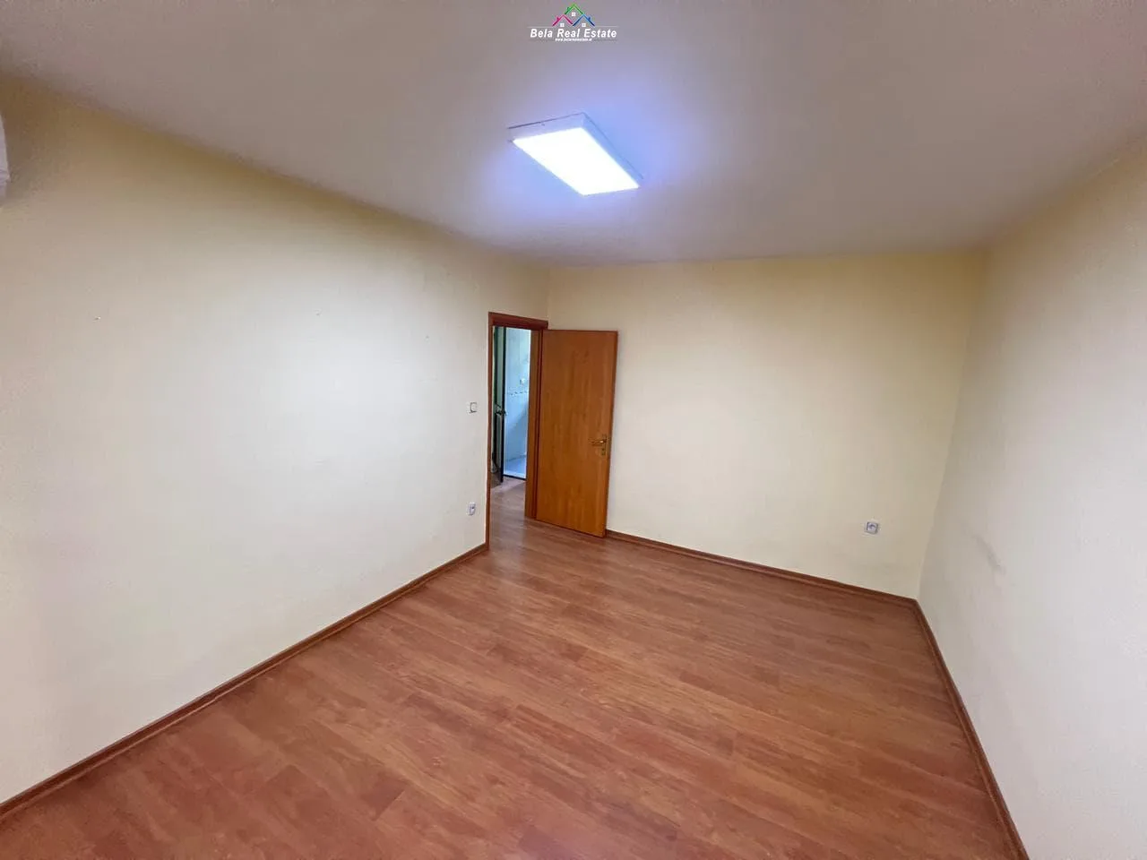 Zyre Me Qera Ne Bllok (ID BZ220) Tirane