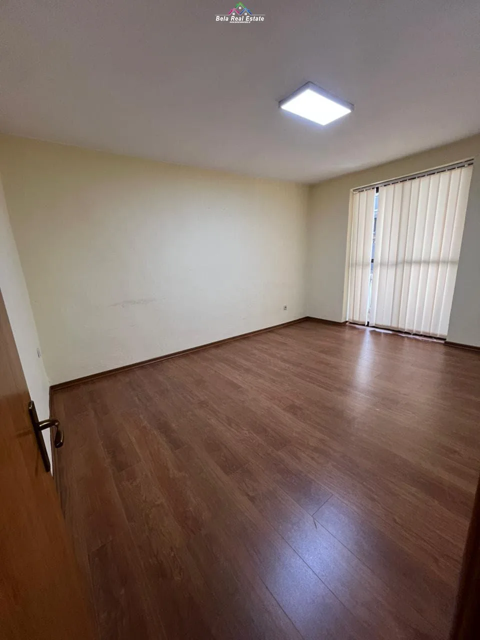 Zyre Me Qera Ne Bllok (ID BZ220) Tirane