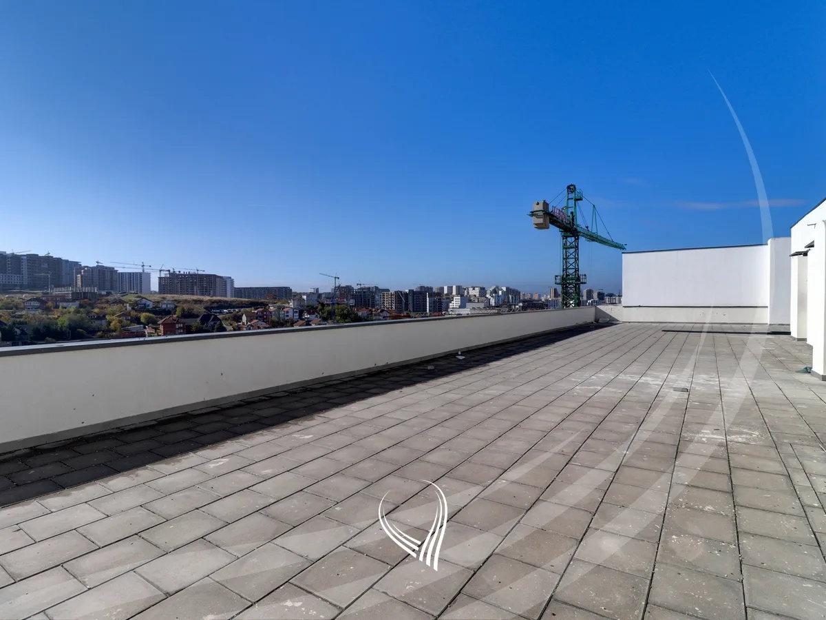 Penthouse me 4 dhoma gjumi në shitje në lagjen Mati 1 – Rruga A