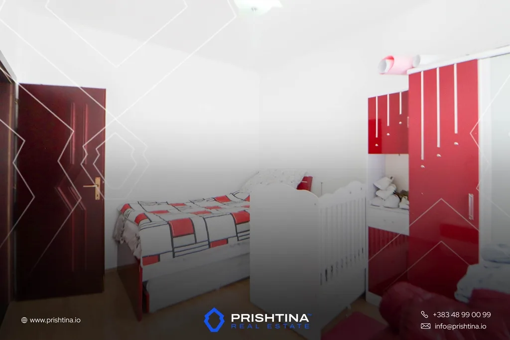 Shtëpi me qira 340m² në Mati 1
