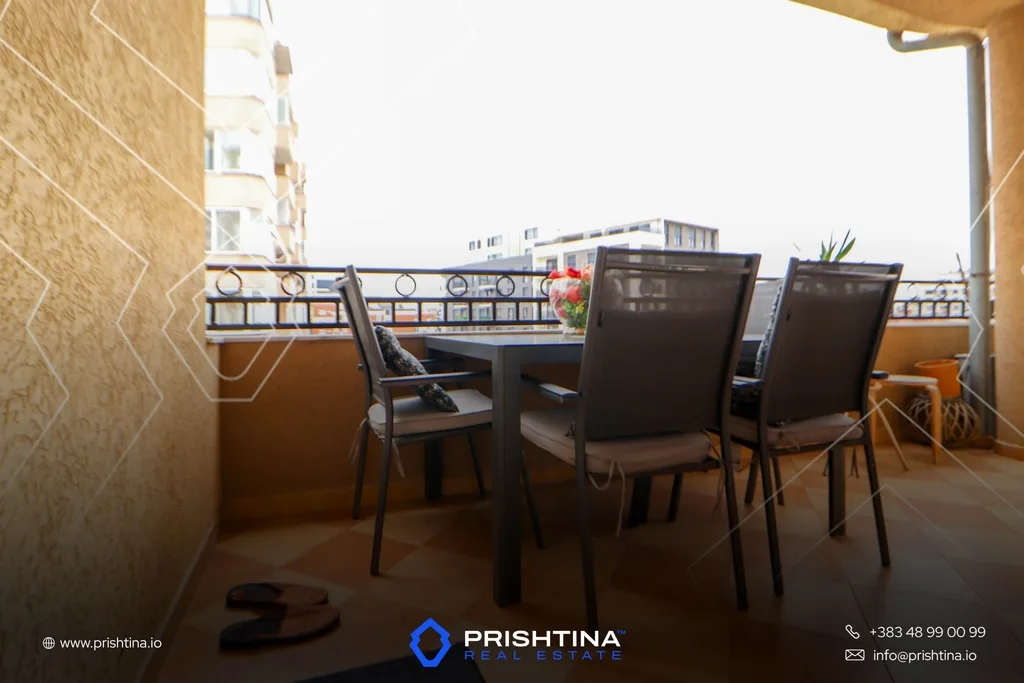 Shtëpi me qira 340m² në Mati 1