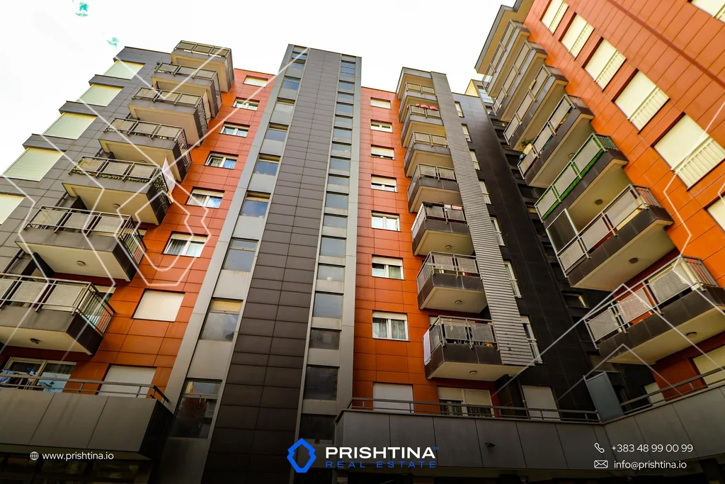 Lokal me qira 143m² në Lagjen e Spitalit