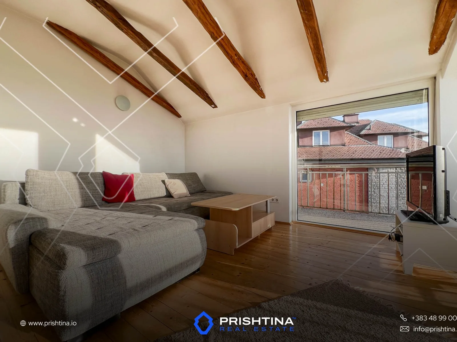 Shtëpi me qira 120m² në Taslixhe