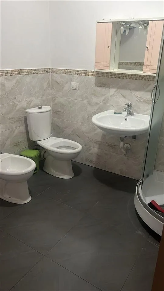 Apartament Me Qera 1+1 tek Zogu i Zi (ID B2101206) Tirane