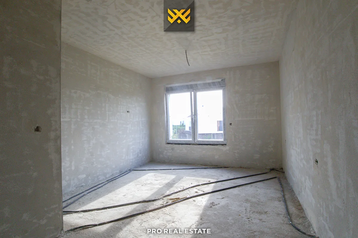 Shtëpi 215m² për #SHITJE në Çagllavicë