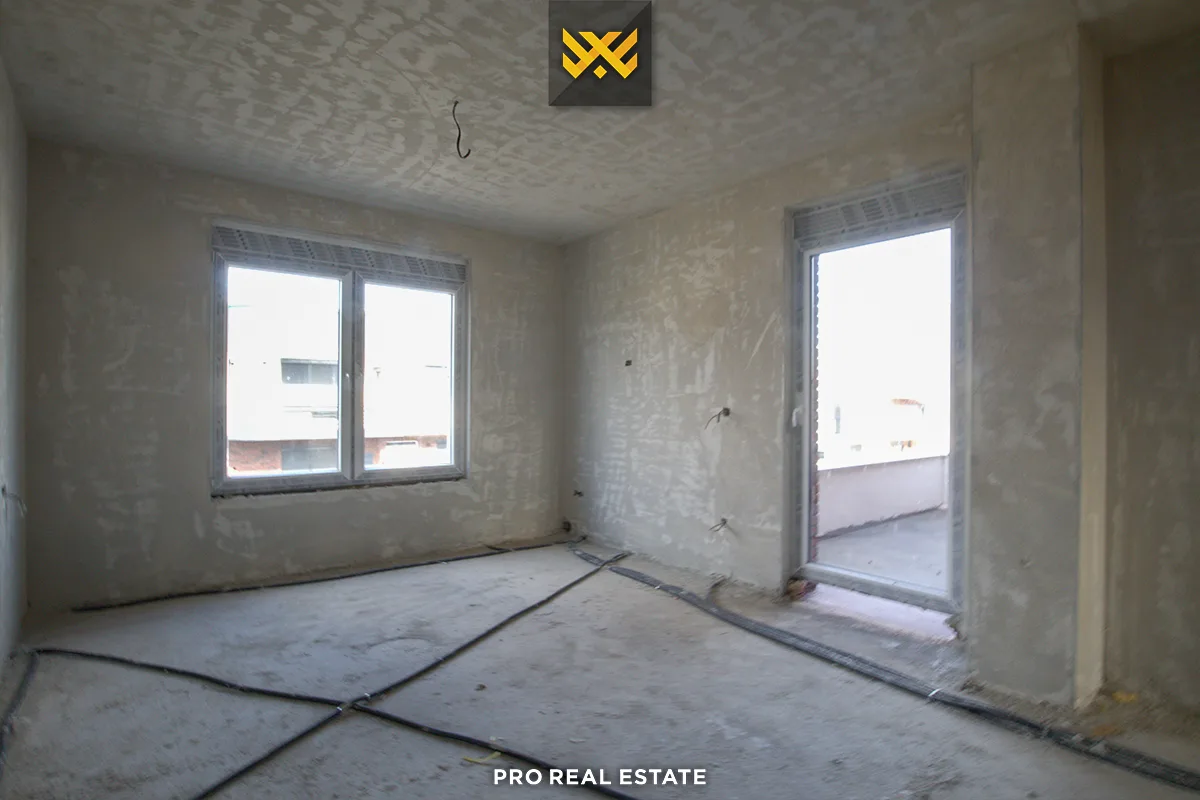 Shtëpi 215m² për #SHITJE në Çagllavicë