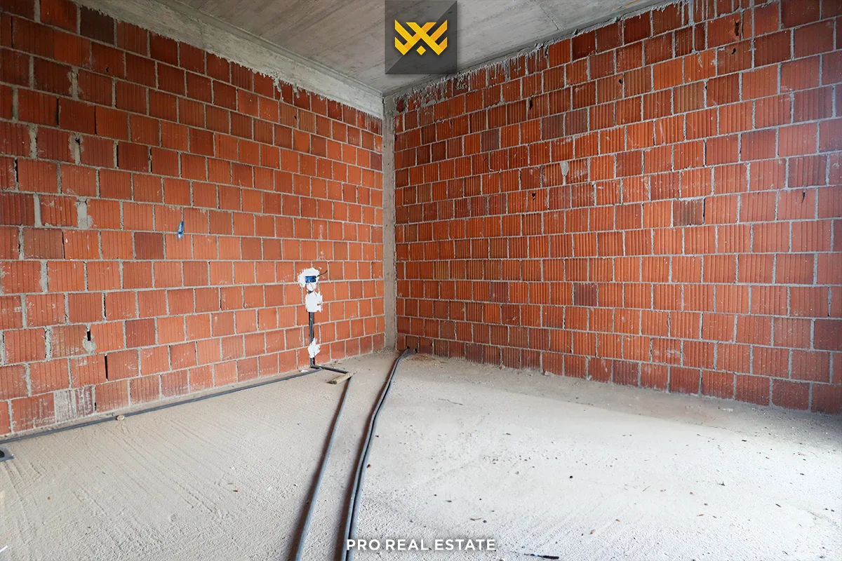 Shtëpi 215m² për #SHITJE në Çagllavicë