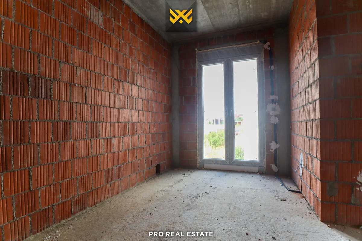 Shtëpi 215m² për #SHITJE në Çagllavicë
