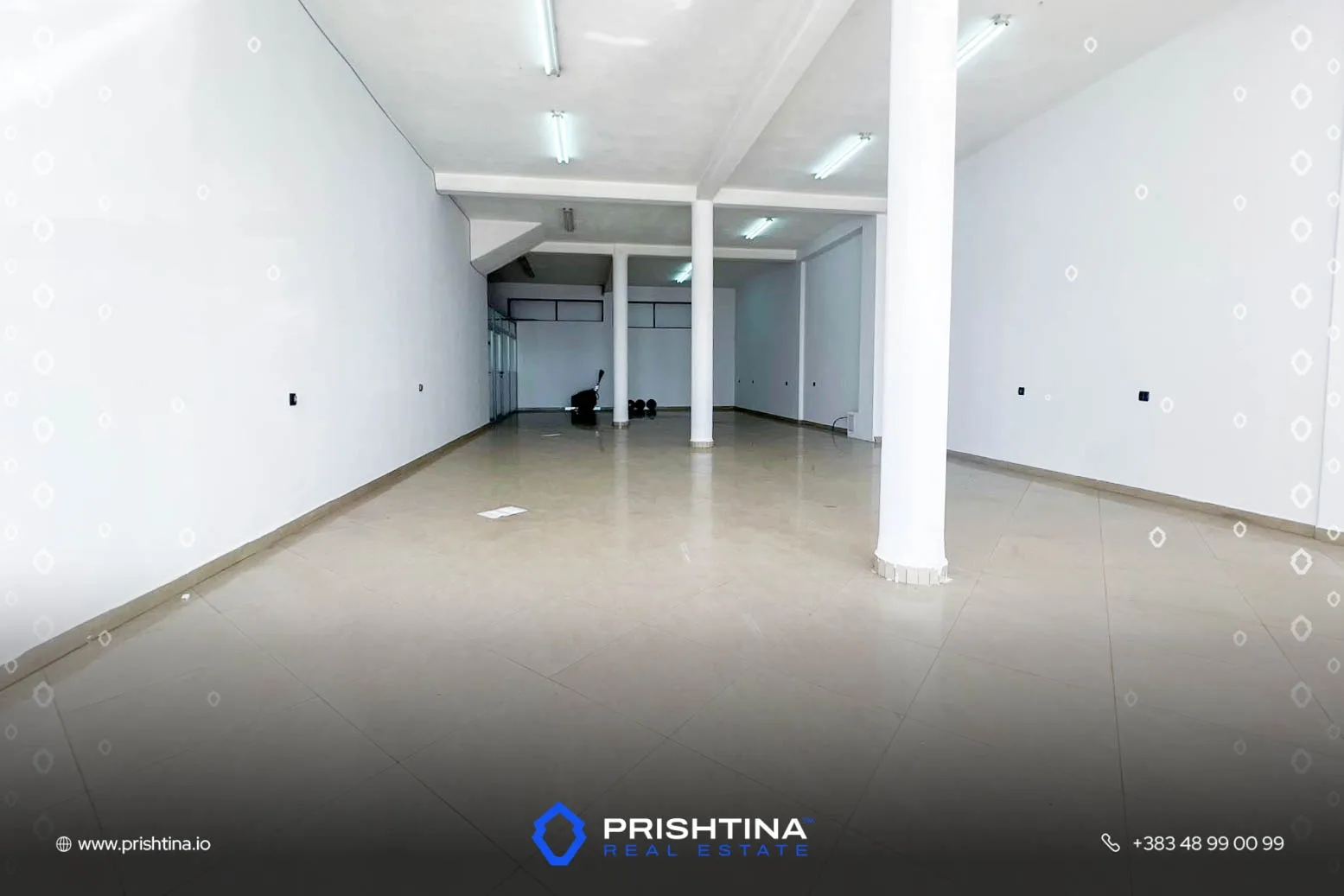 Lokal me qira 150m² në Magjistralen Prishtinë–Podujevë