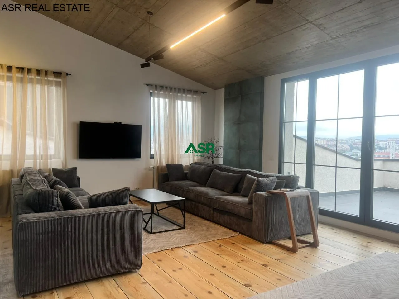 #ID:3930 Banesë Penthouse Duplex175m2 me #qira në lagjen Arberia