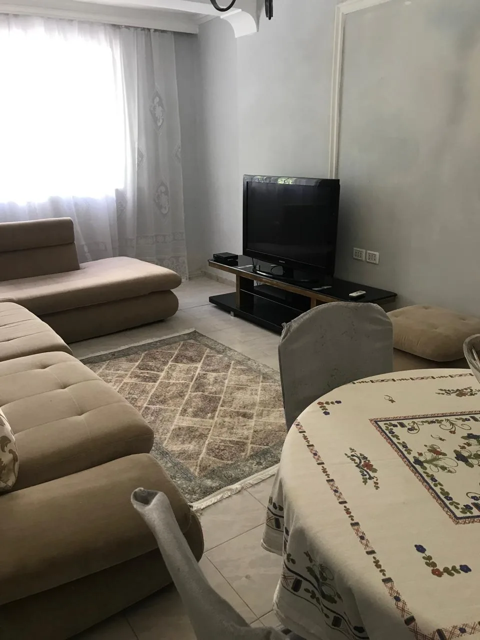 Apartament Me Qera 2+1 Tek Pazari I Ri (ID B221321) Tirane.