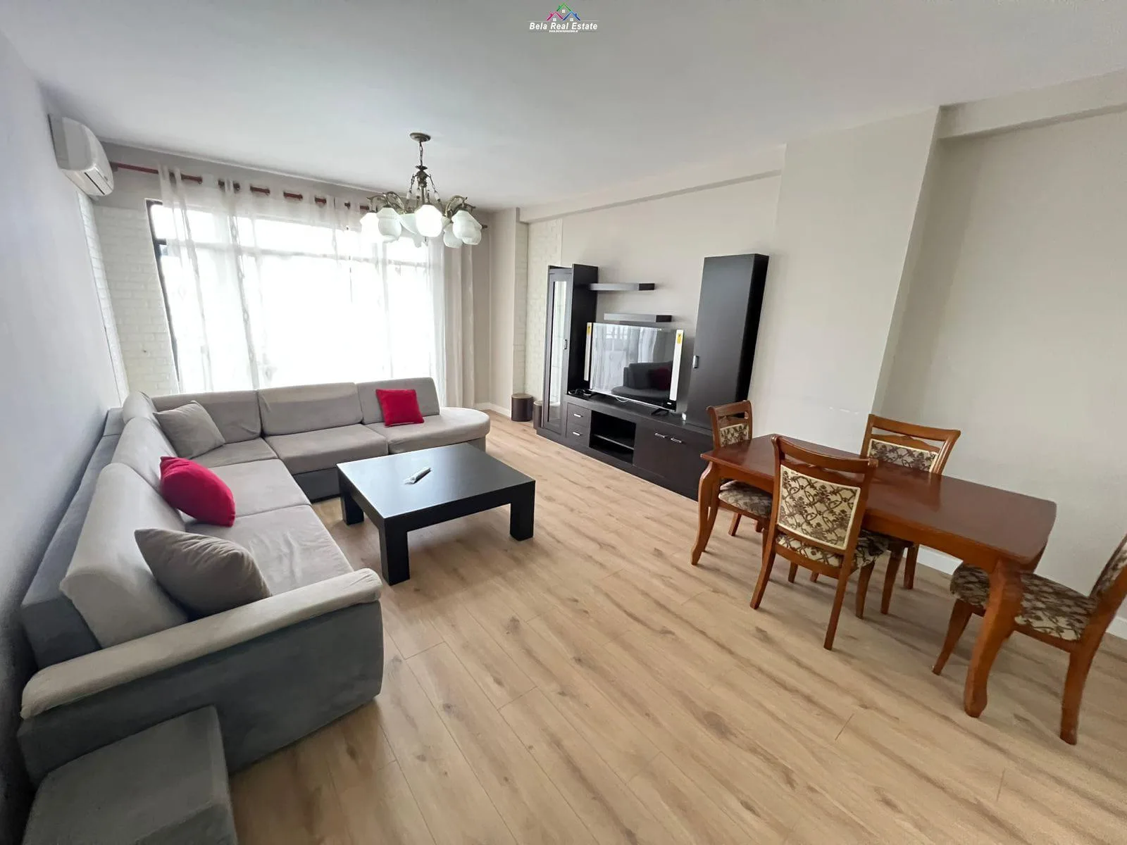 Apartament Me Qera 2+1 Tek Zogu I Zi  (ID B2201716) Tirane.