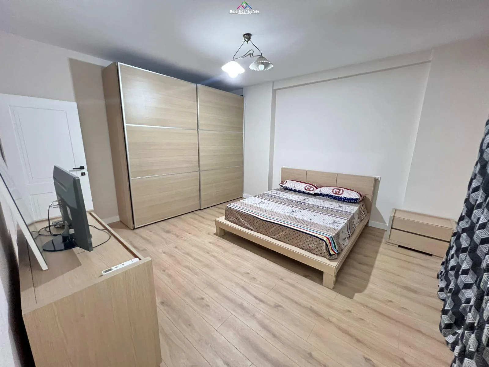 Apartament Me Qera 2+1 Tek Zogu I Zi  (ID B2201716) Tirane.