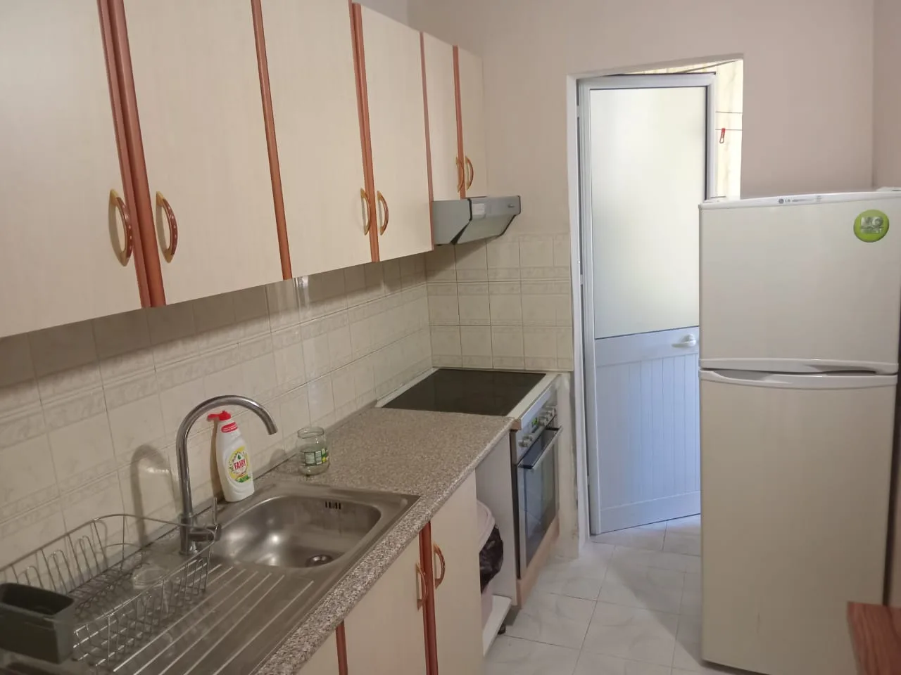 Apartament me qera 2+1 tek Pazari i Ri (ID B221341) Tirane