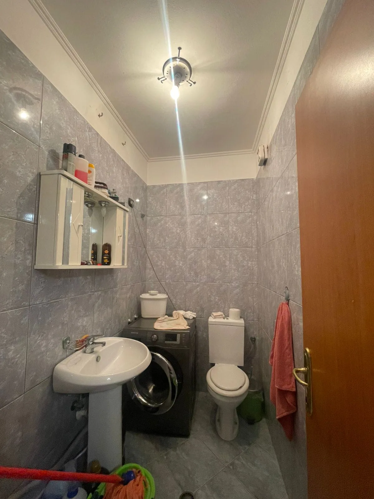 Apartament Ne Shitje 3+1+2 Tek Ish-Tregu Elektrik (ID B13093) Tirane